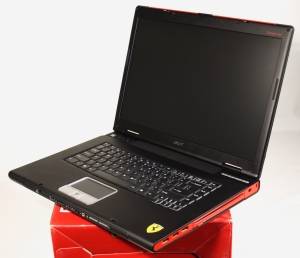full view of Acer Ferrari 4000