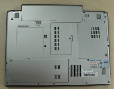 Lenovo N200 Bottom view 